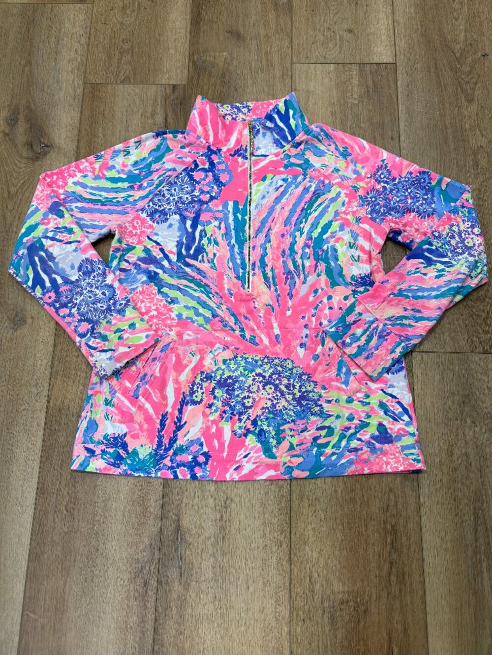 🌟LILLY PULITZER🌟 1/2 ZIP CORAL PRINTED SKIPPER POPOVER TOP PINK SZ M